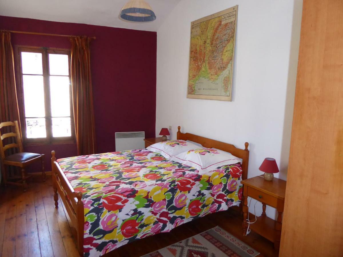 Ferienwohnung Le Logis De La Tour Avignon Exterior foto