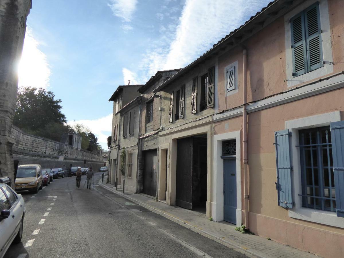 Ferienwohnung Le Logis De La Tour Avignon Exterior foto